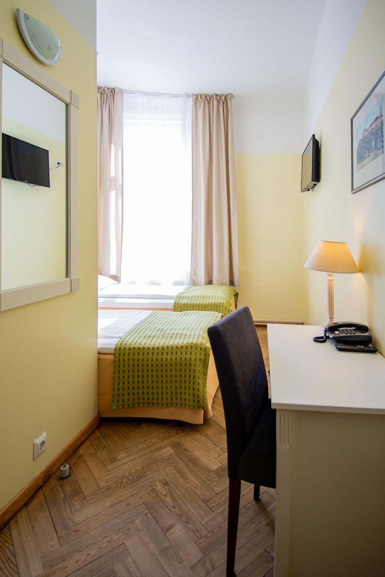 Economy Hotel Tallinn Luaran gambar